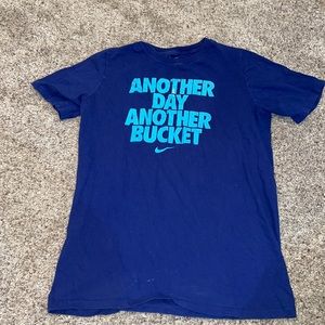 nike tshirt